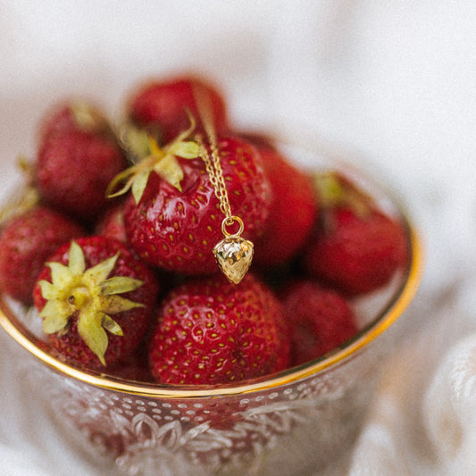 Erdbeeren und Erdbeeren Halskette