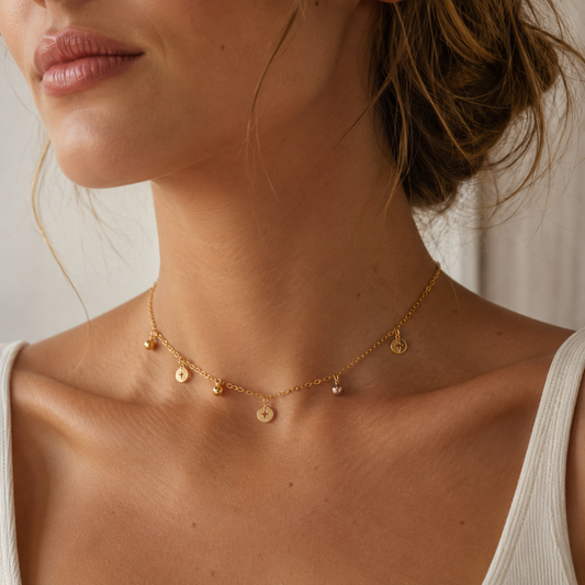 Favola chain