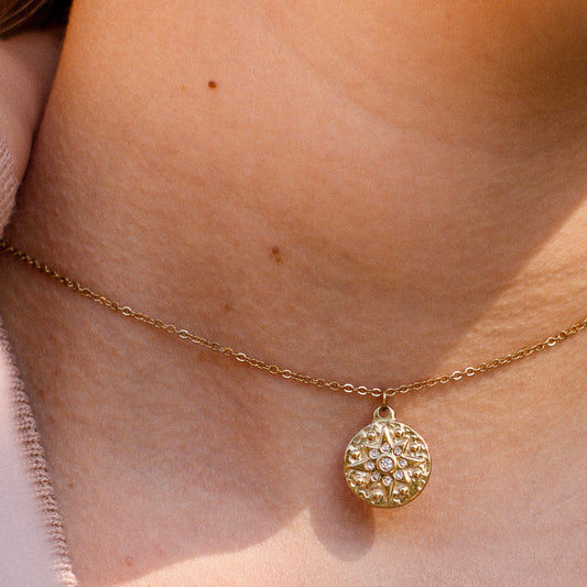 Sole Lucente Halskette