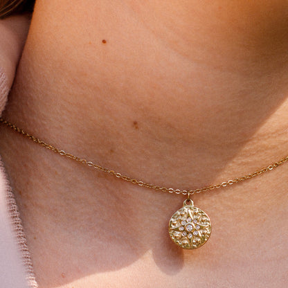 Sole Lucente Halskette